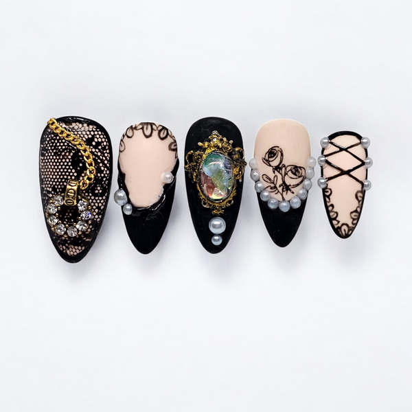 Baroque Glamour Press On Nails