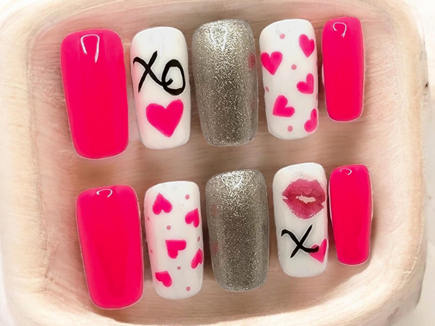 Rhapsody in Pink Press On Nails