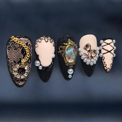 Baroque Glamour Press On Nails