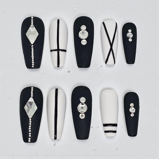 Glam Noir Press On Nails