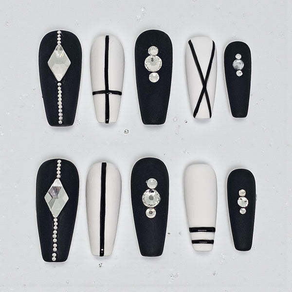 Glam Noir Press On Nails