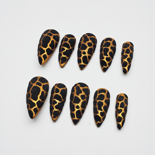 Royal Jungle Press On Nails