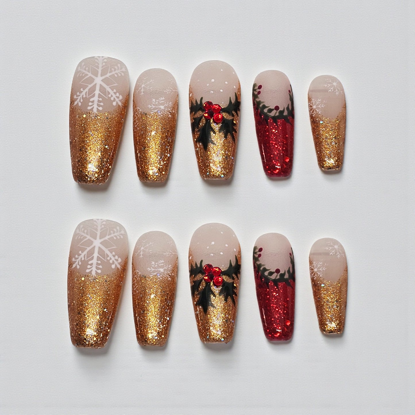 Holly Jolly Sparkles Press On Nails