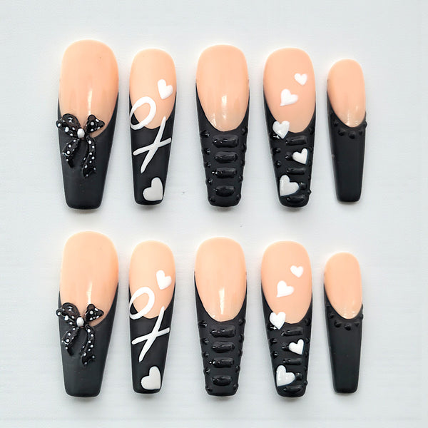 Gothic Romance Press On Nails