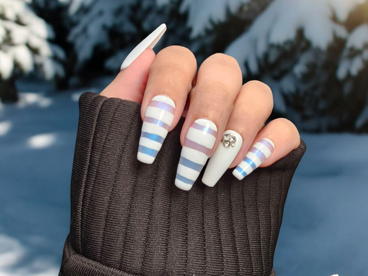 Luxe Wonderland Press On Nails