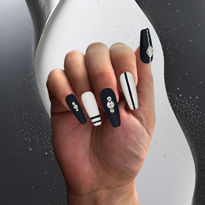 Glam Noir Press On Nails