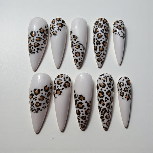 Spicy Safari Press On Nails