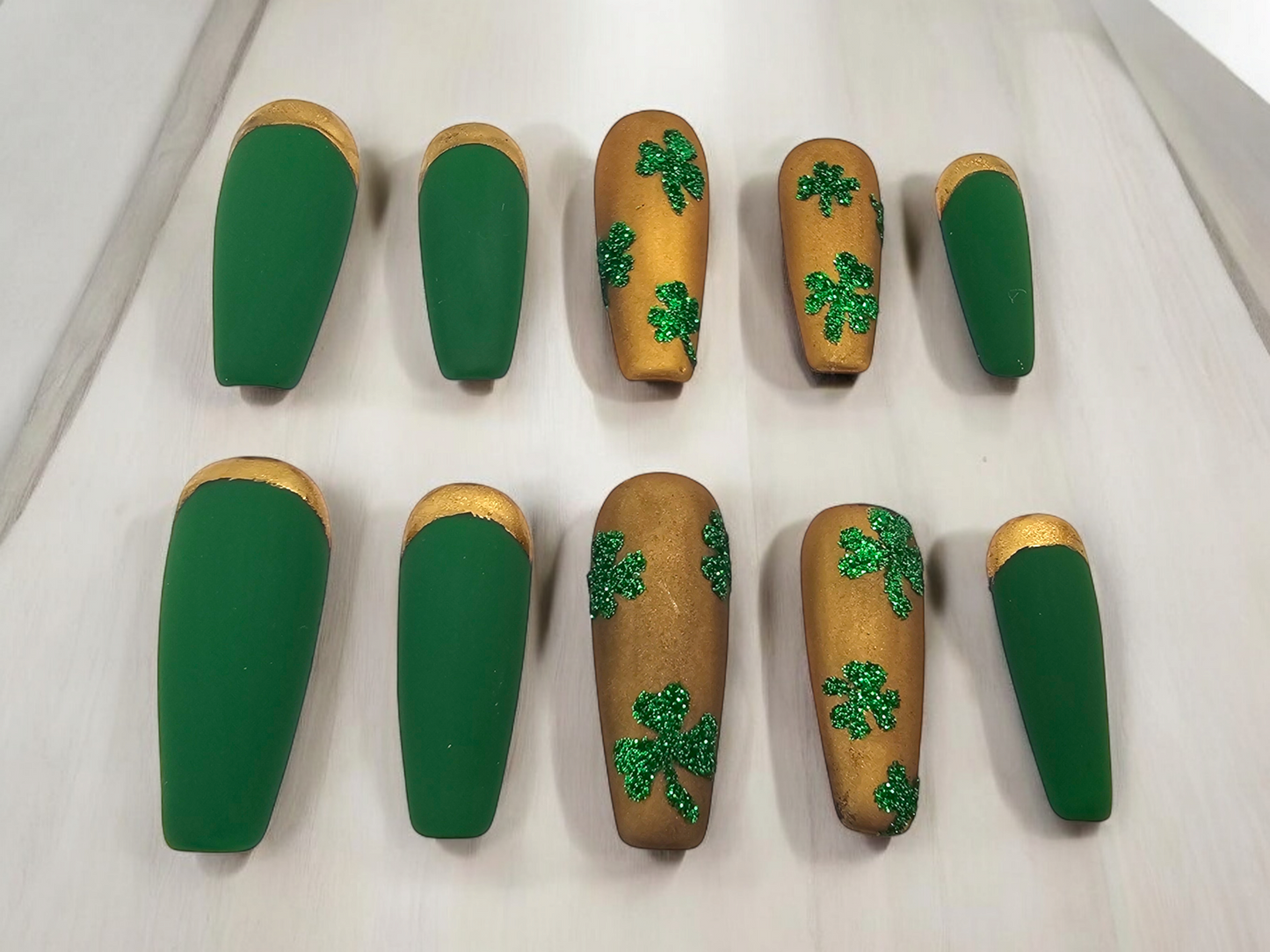 Shamrock Sparkle Press On Nails