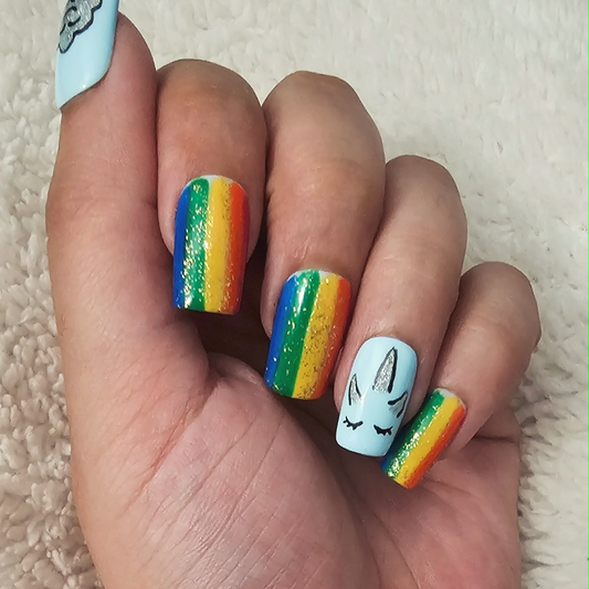 Rainbow Dreams & Unicorn Beams Press-On Nail Set