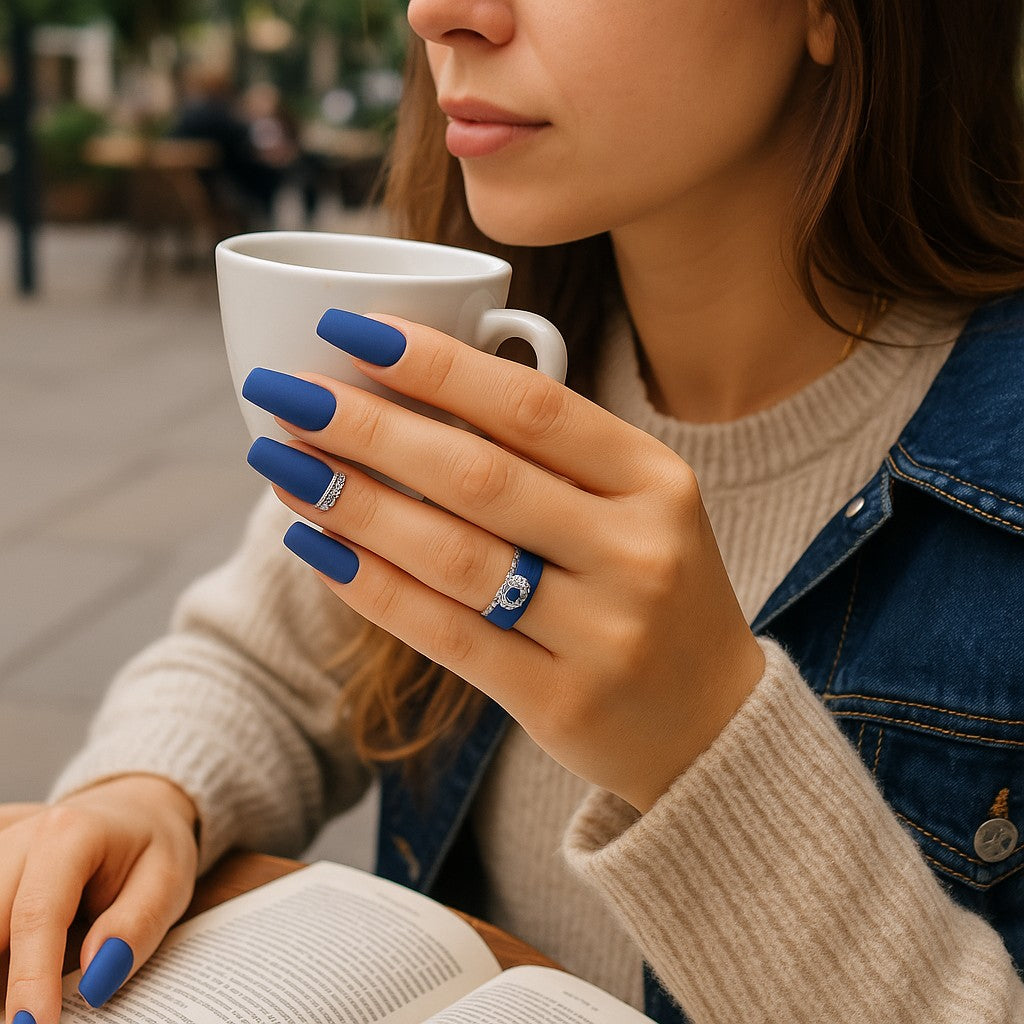Elegant Blues Press On Nails