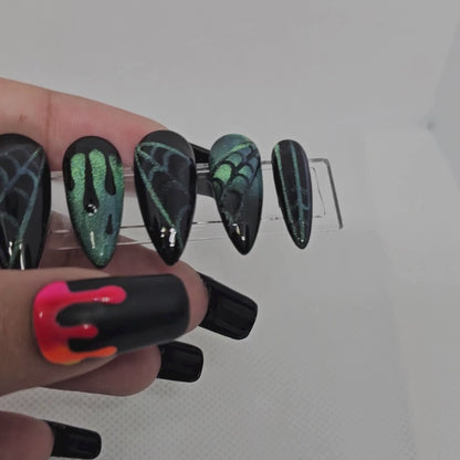 Black Widow Press On Nails